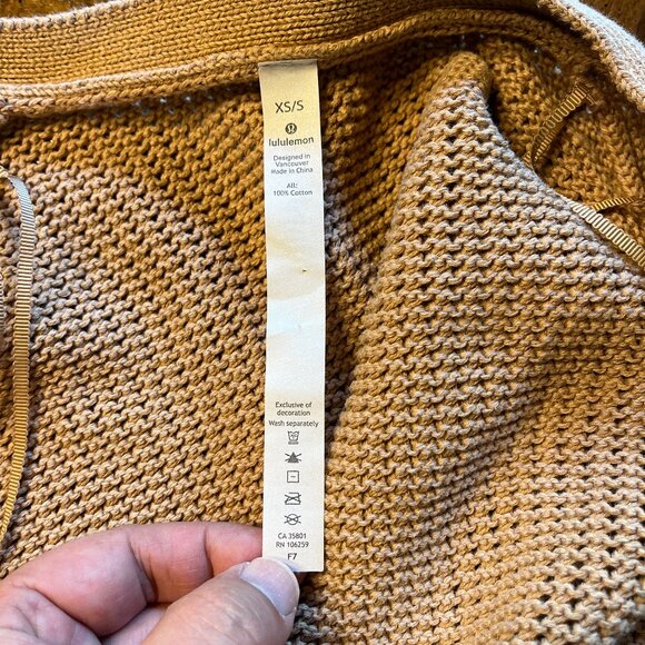Lululemon Easy Embrace Wrap Sweater, Beech Wood, Size XS/S, Pre-Owned (w/ tagg) - Picture 5 of 6